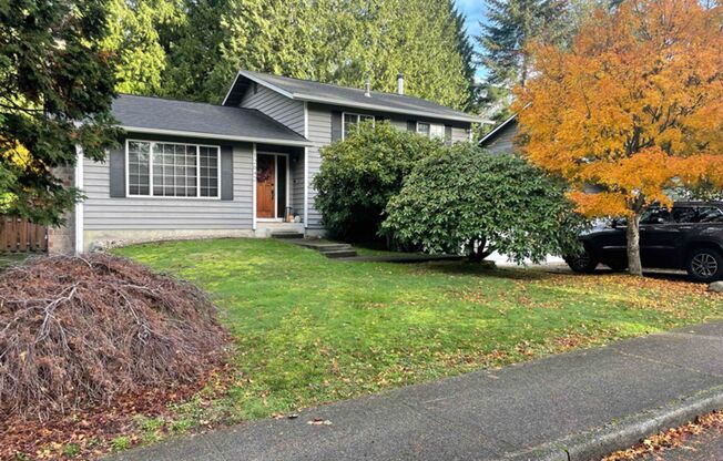 Remodeled 4-Bedroom Kirkland Home | Bonus Room | 2-Car Garage