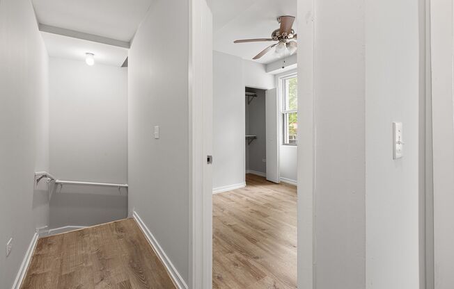 2 beds, 1.5 baths, 672 sqft, $2,400, Unit 107
