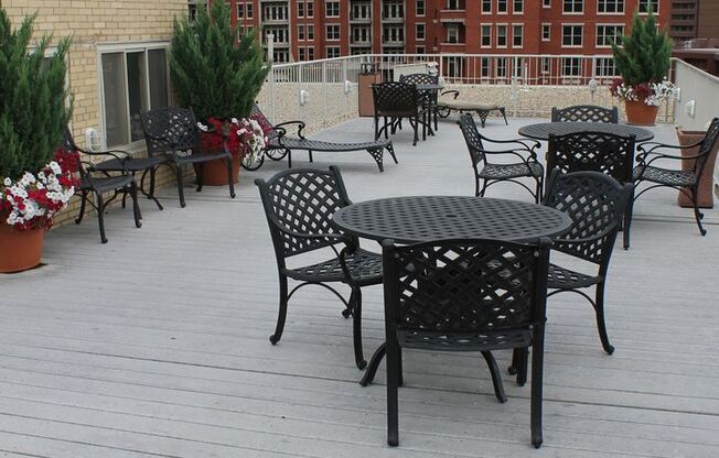1 bed, 1 bath, 700 sqft, $2,650, Unit 519