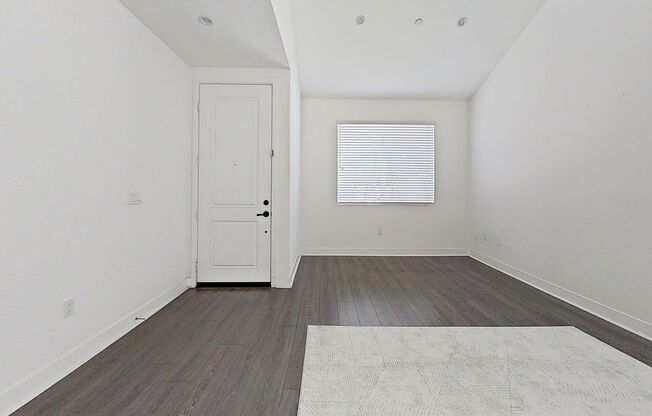 Stunning 5-Bedroom Home in the Heart of Reseda