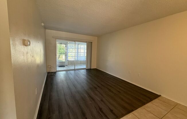 Cute Condo in Greenbriar