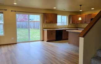 3 beds, 2.5 baths, $2,795