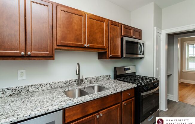 1 bed, 1 bath, 650 sqft, $1,395, Unit 645-3B