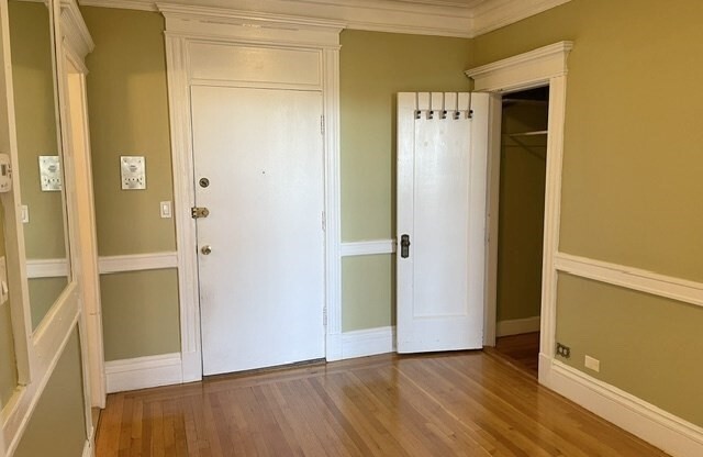 2 beds, 1 bath, 628 sqft, $3,600, Unit 72