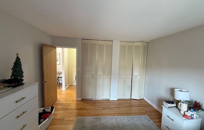 1 bed, 1 bath, $1,905, Unit 551