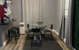 127 WILMINGTON PL SE