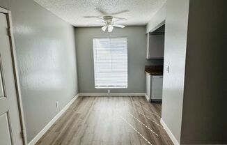 2 beds, 1 bath, 830 sqft, $1,495, Unit 216