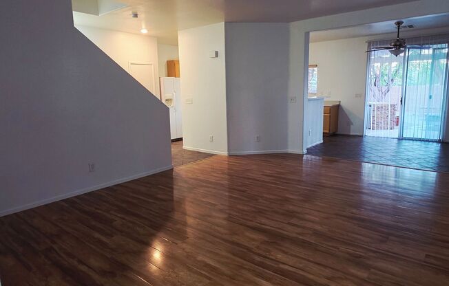 Desert Oasis in North Las Vegas – Spacious 3 Bed, 2.5 Bath Beauty!