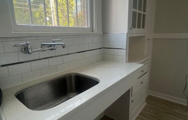 Studio, 1 bath, $1,750, Unit 7