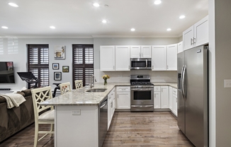 46 W EAGLE ST