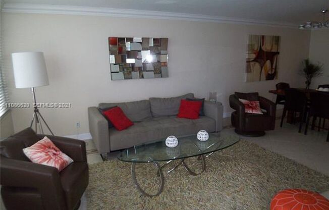 2 beds, 2 baths, 1,350 sqft, $4,500, Unit 5151 Collins Av # 1030