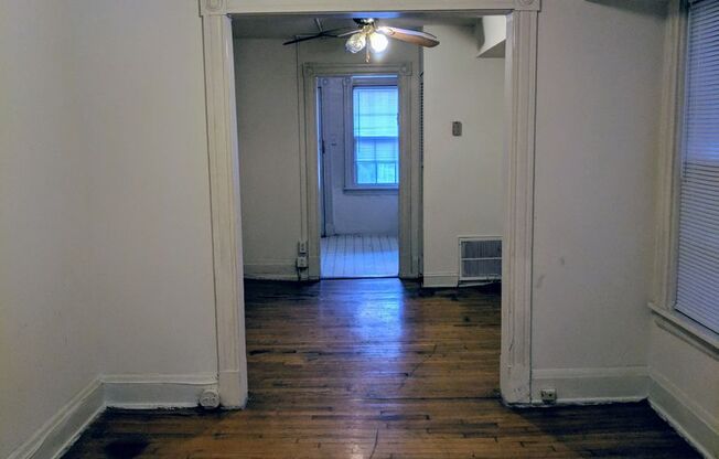 1 bed, 1 bath, $1,195, Unit Apt. A