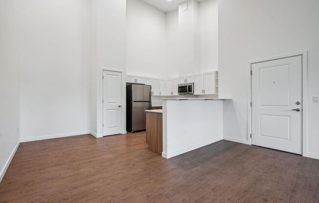 2 beds, 2 baths, 982 sqft, $2,024, Unit 80