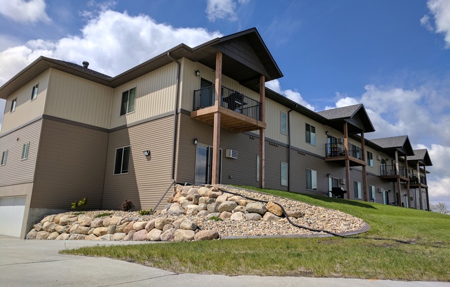 Aspen Ponds Apartments