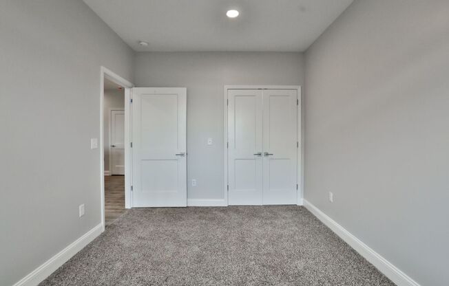 1 bed, 1 bath, 833 sqft, $1,650, Unit 203