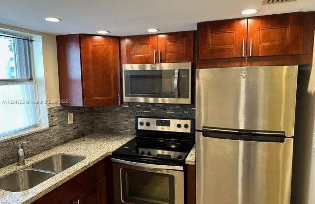 9351 Fontainebleau Blvd # 202
