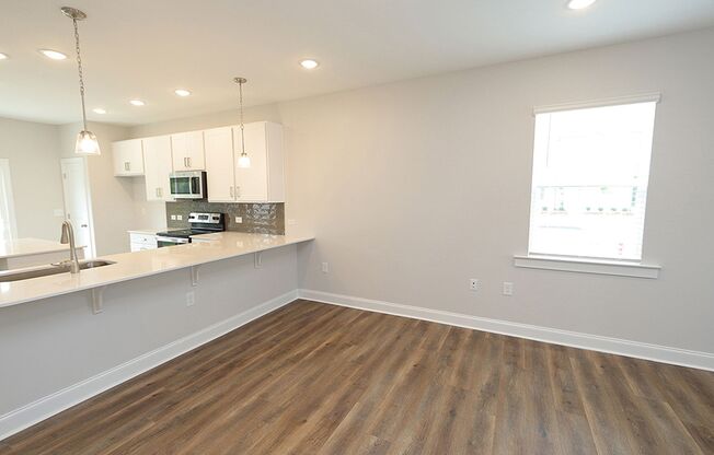 Brand New, End Unit Townhome Close to Downtown Apex