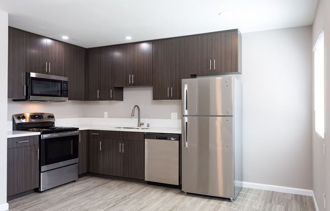 COMING SOON OCTOBER 10th!!! Renovated 2x1 in the Heart of El Cajon with Fenced Yard, AC, W/D, and Parking!