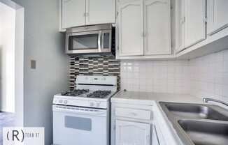 1 bed, 1 bath, 415 sqft, $1,600