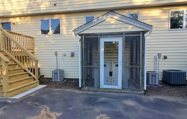 3 beds, 2.5 baths, 2,490 sqft, $3,700, Unit 22