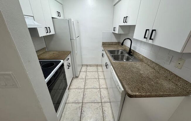 100 SW 9th St Ft. Lauderdale, FL 33315