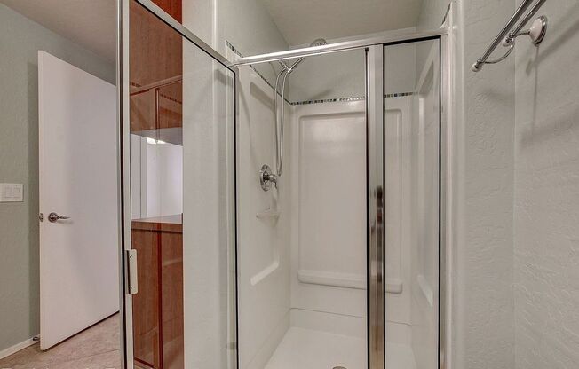 1 bed, 1 bath, $1,375, Unit # 1030