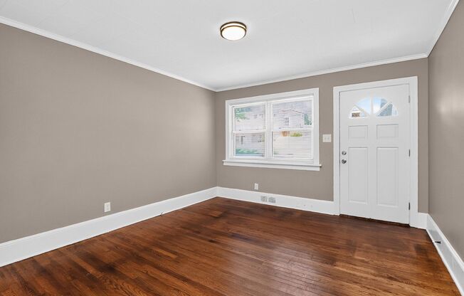 Cute Two Bedroom Home in The Arts District!