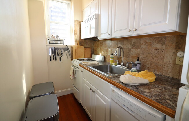 1477 Beacon St