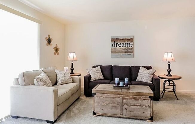 1 bed, 1 bath, 825 sqft, $1,705, Unit 532