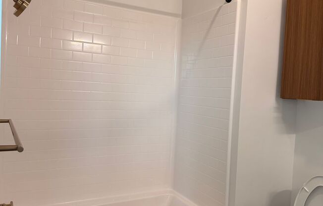 2 beds, 2 baths, 816 sqft, $4,995, Unit 909