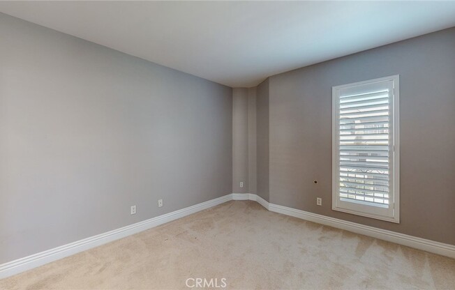 3 beds, 2.5 baths, 1,800 sqft, $4,550, Unit 103