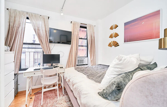 172 Mulberry St.