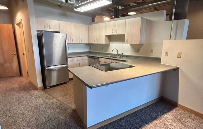 1 bed, 2.5 baths, 1,740 sqft, $1,580, Unit 110