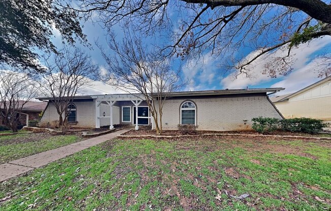 1505 WADE DR