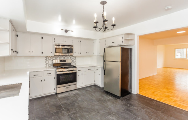 10454 CLAREMONT