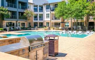 swimming pool and grilling area at Berkshire Medical District apartments