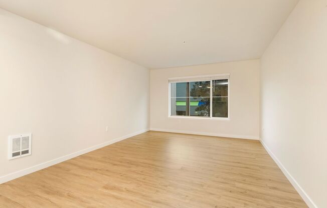 1 bed, 1 bath, 593 sqft, $1,895, Unit 306