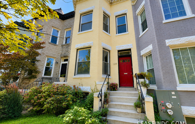 128 ADAMS ST