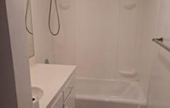 1062 W. 13th Street #1-9