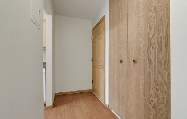 1 bed, 1 bath, 800 sqft, $1,245, Unit 3957110