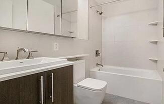 Studio, 1 bath, $2,650, Unit 5C