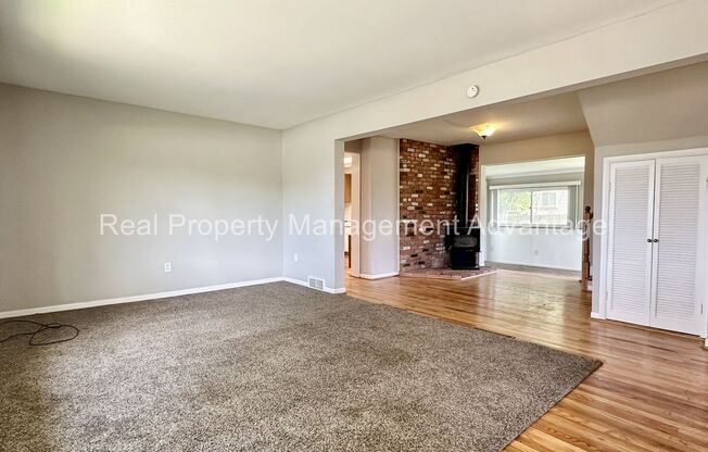 Novi Charmer with 4 Bedrooms and 2 Full Baths