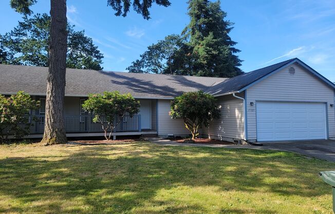 15321-15323 9th Ave E