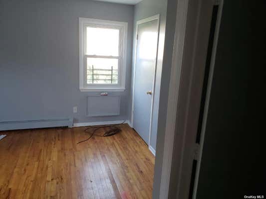 3 beds, 2 baths, $3,100, Unit 1ST FL