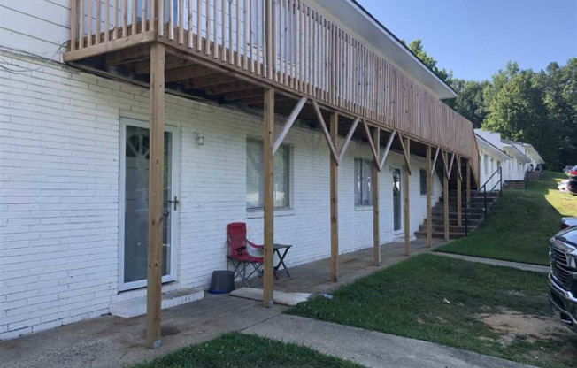 1400 Creech Road