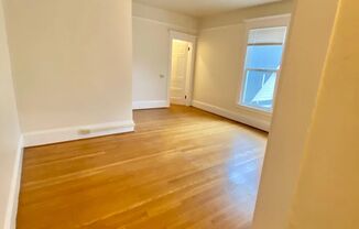 Studio, 1 bath, 405 sqft, $1,495, Unit 406