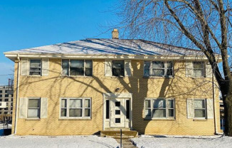 2382 S 92 ST