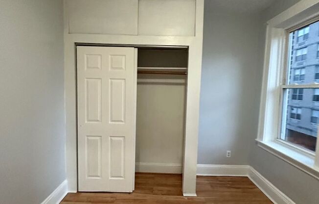 1 bed, 1 bath, $1,650, Unit 19