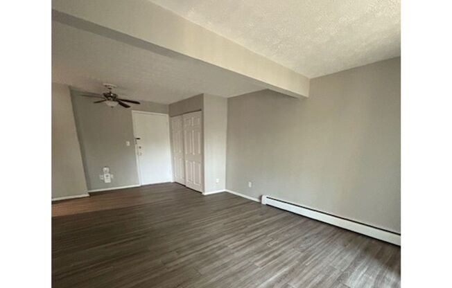 1 bed, 1 bath, 560 sqft, $845, Unit 720-15