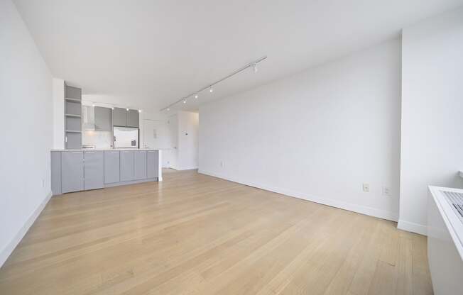 1 bed, 1 bath, 760 sqft, $7,250, Unit 1201